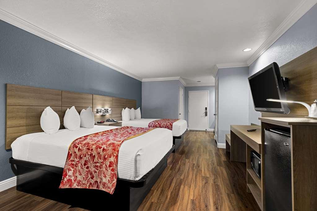 Best Western Moreno Hotel & Suites Moreno Valley Room photo
